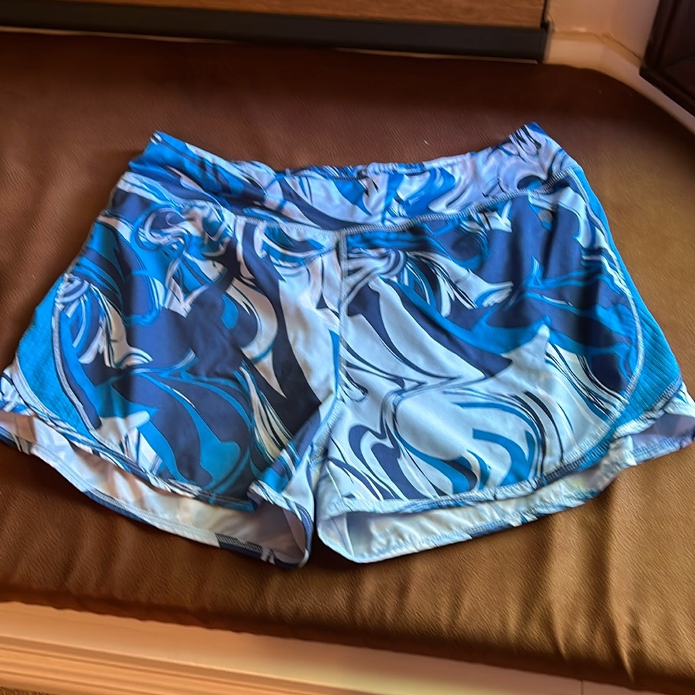 AB3 Lined Shorts Size Large